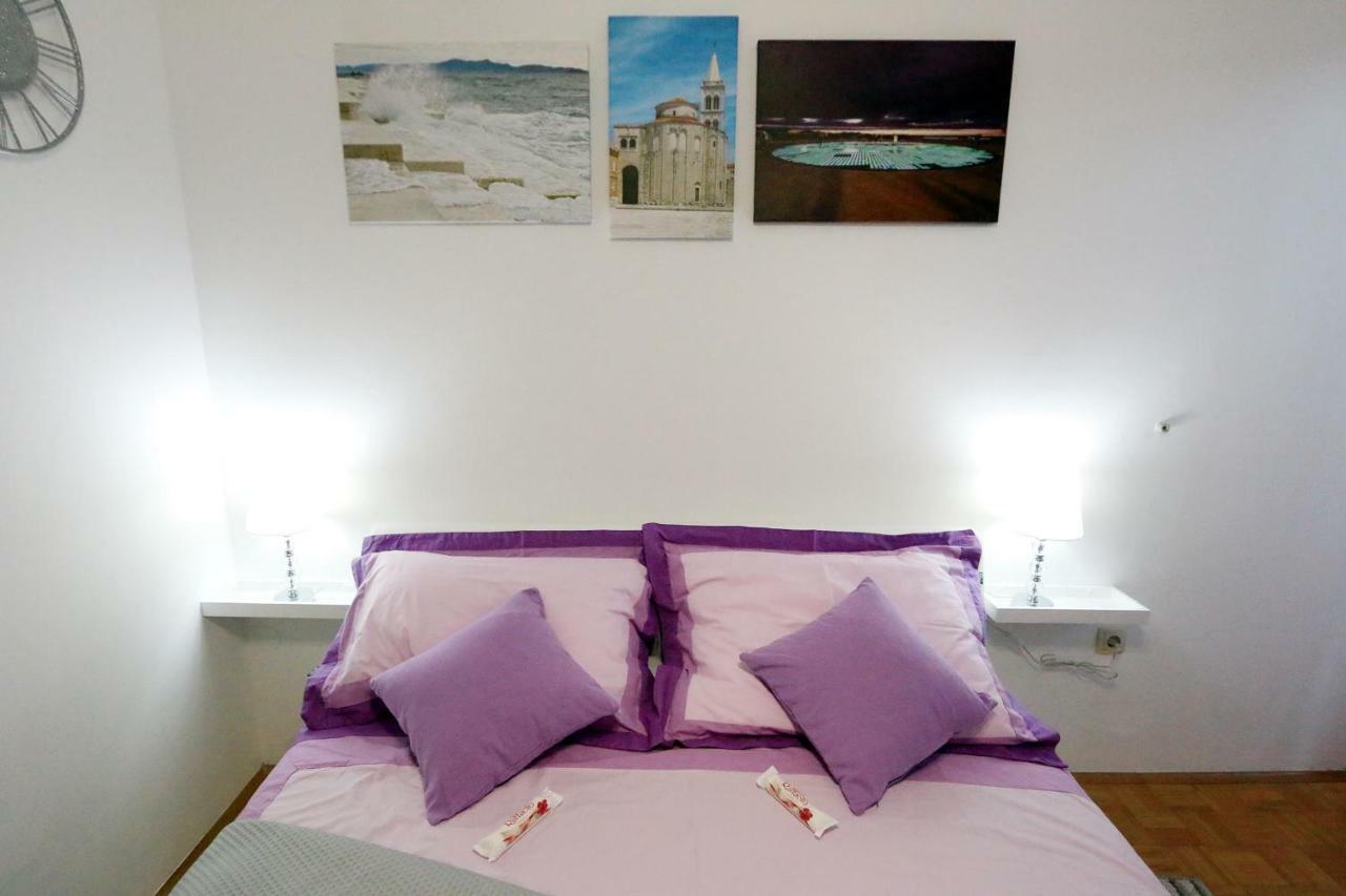 Studio Five Apartment *